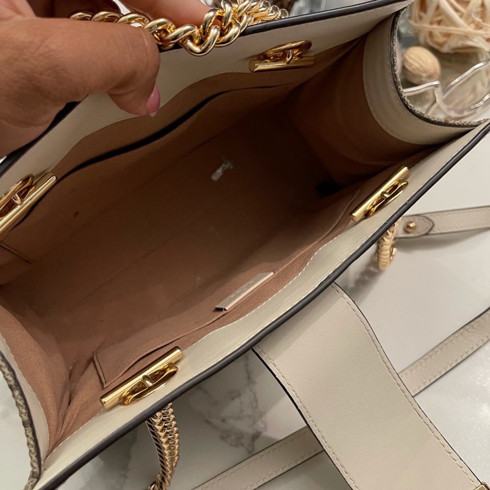 Leather handbag